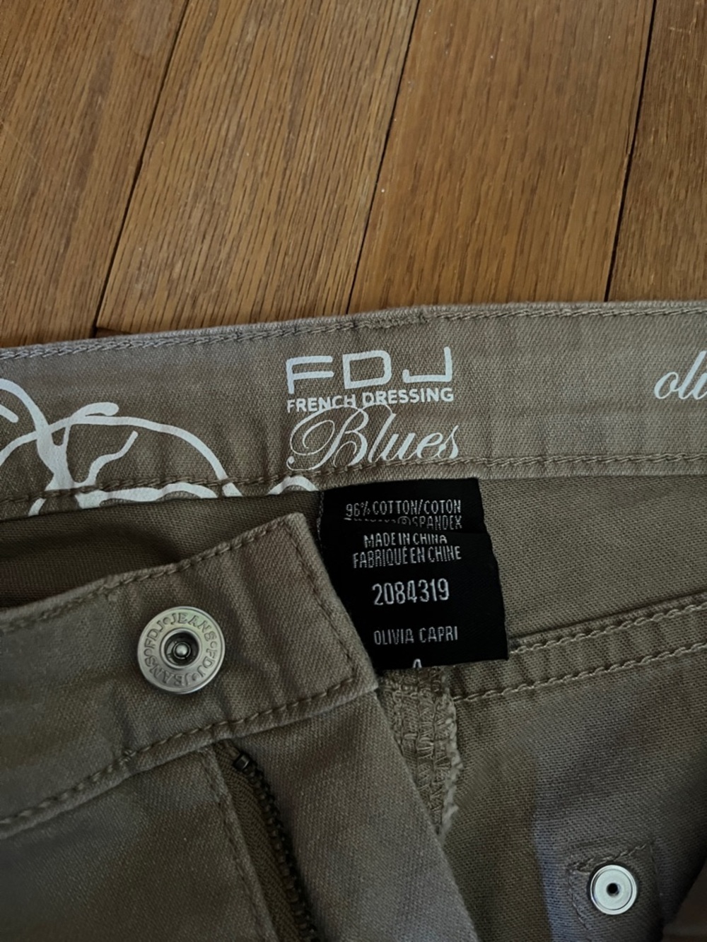 FDJ French Dressing Blues Olivia Capri in Taupe
